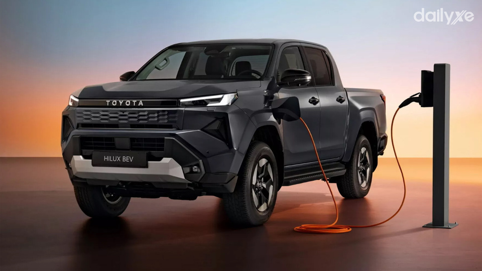 Mẫu xe thiết kế Cyber Sumo sắc sảo và lần đầu tiên có phiên bản thuần điện