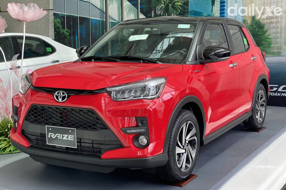 Toyota Raize sỡ hữu ngoại hình cứng cáp