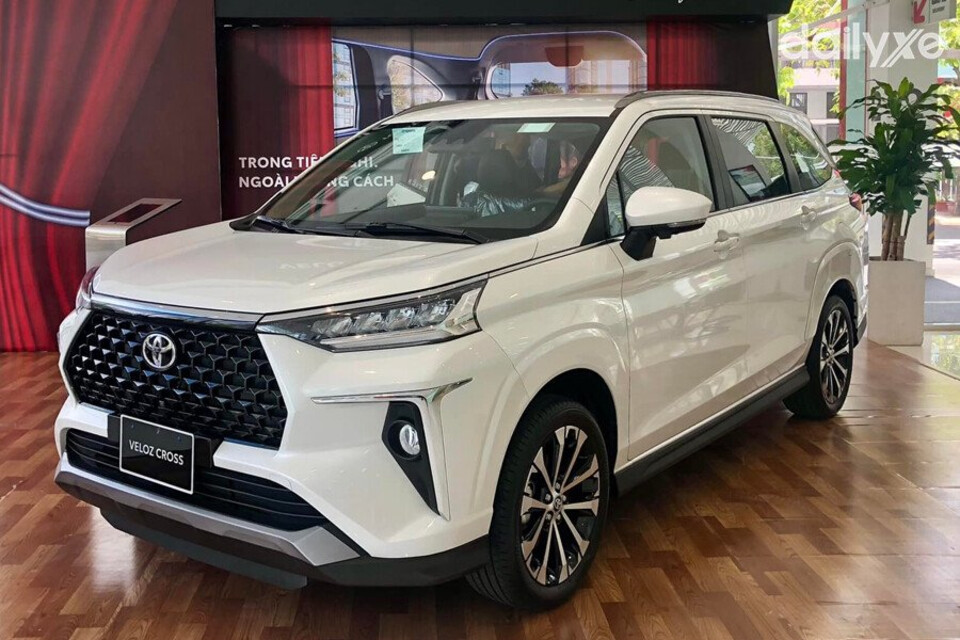 Ngoại thất xe thiết kế thể thao