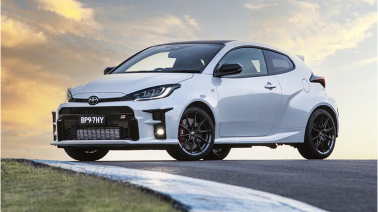 Toyota Yaris chuẩn bị có bản vận hành toyota yaris chuan bi co ban van hanh