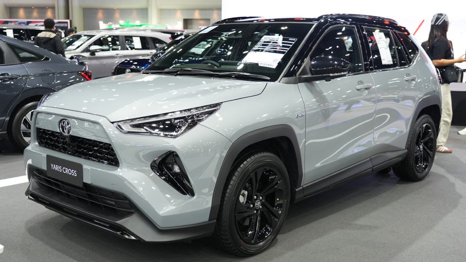 Điểm nhấn của phiên bản NightShade nằm ở diện mạo ngoại thất khác biệt