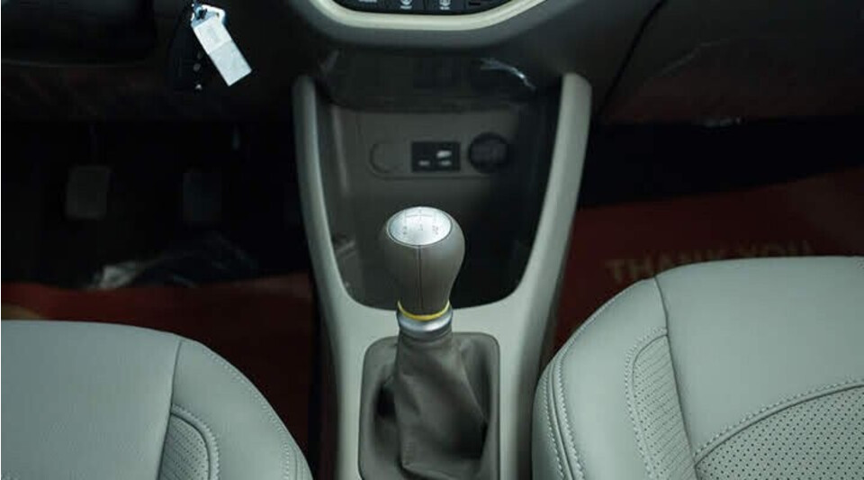 Hộp số sàn 5 cấp cho cảm giác lái ấn tượng