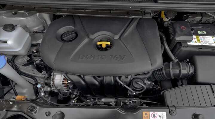 Động cơ Xăng DOHC, 16 van mạnh mẽ