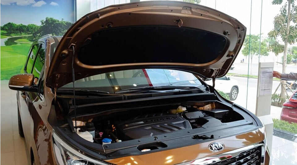 Động cơ Sedona vận hành mạnh mẽ