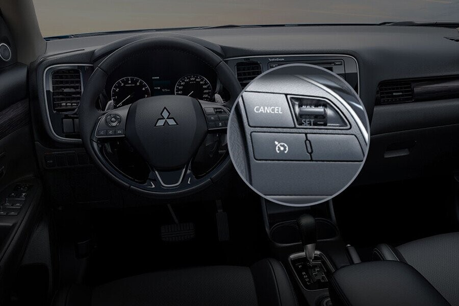 Vận hành Mitsubishi Outlander CVT 2.0 Premium - Hình 6