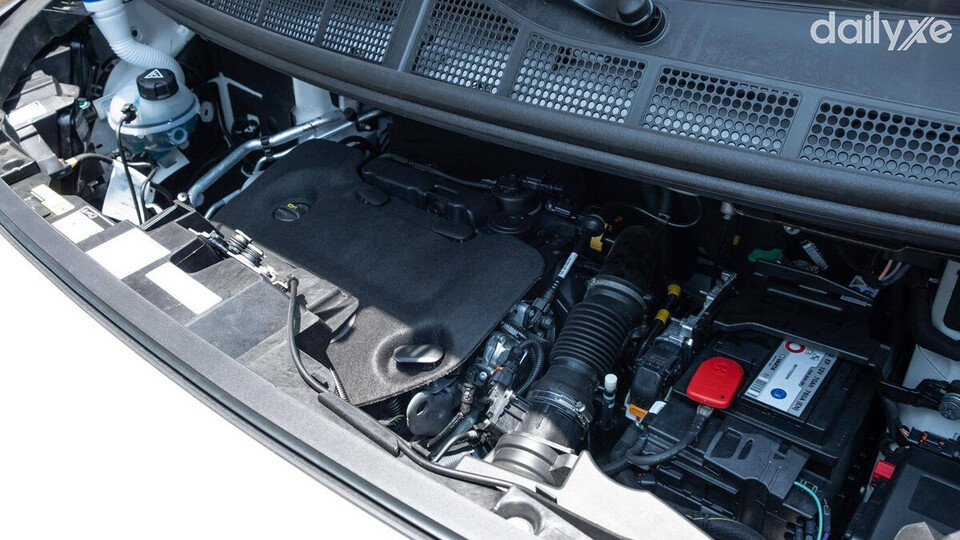 Động cơ Diesel vận hành mạnh mẽ Động cơ Diesel vận hành mạnh mẽ