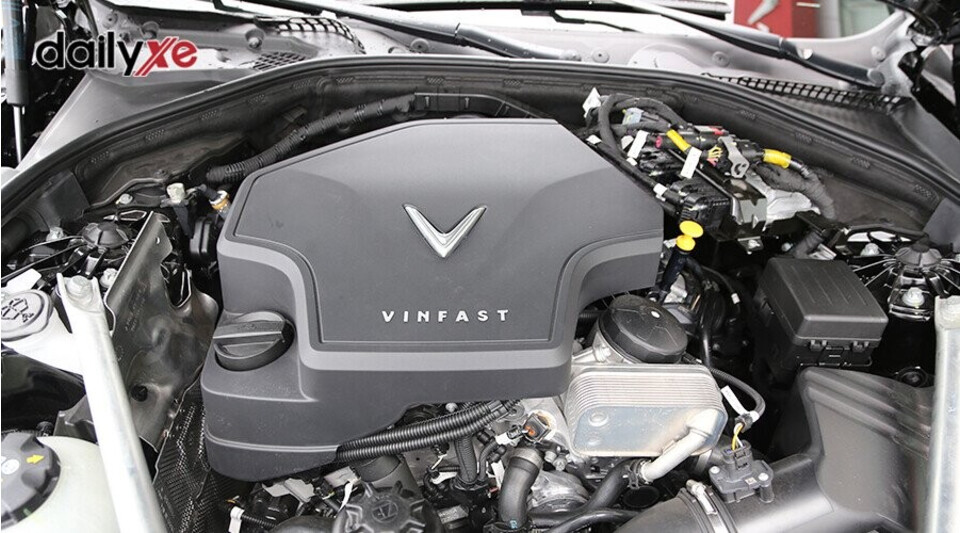 Động cơ vận hành mạnh mẽ