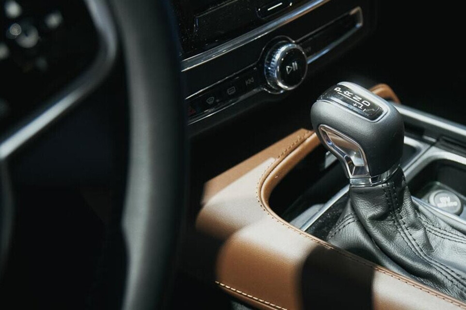 Xe sử dụng hộp số tự động 8 cấp Xe sử dụng hộp số tự động 8 cấp