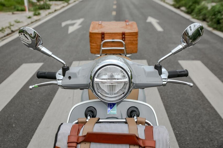 vespa-picnic-125-khong-chi-la-phien-ban-dac-biet-ma-con-la-mot-phong-cach-song vespa-picnic-125-khong-chi-la-phien-ban-dac-biet-ma-con-la-mot-phong-cach-song