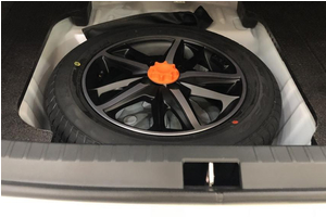 Vì sao lốp dự phòng ô tô luôn nhỏ hơn lốp chính?