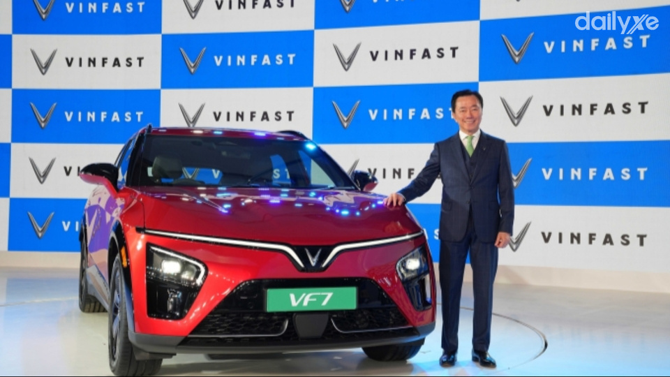 VF 7 trong lễ ra mắt tại thị trường Ấn Độ