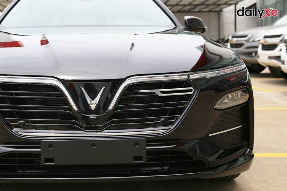 Cụm đèn trước công nghệ LED