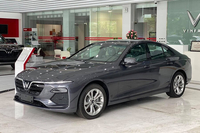 VinFast Lux A2.0 Cao Cấp (Máy xăng)