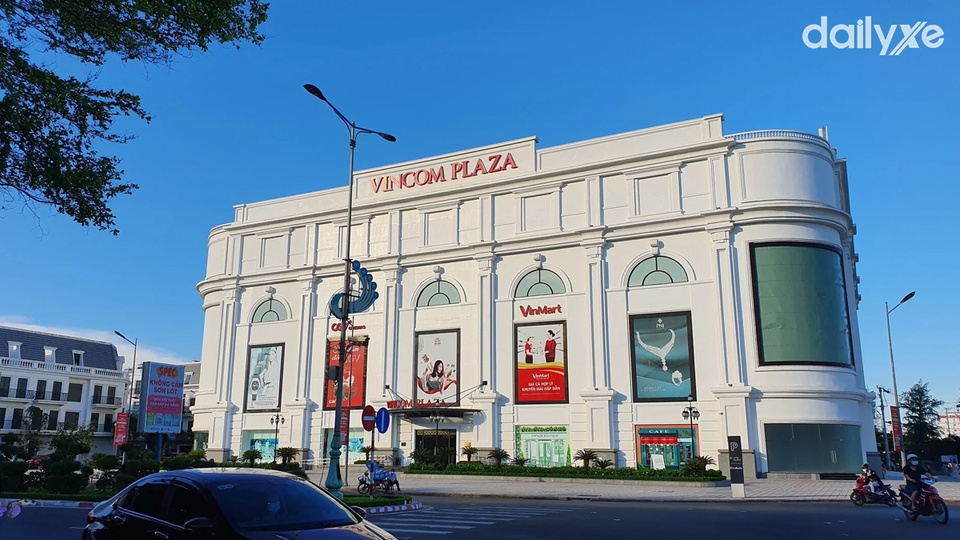 VinFast Quảng Ngãi tọa lạc tại địa chỉ Vincom Quảng Ngãi