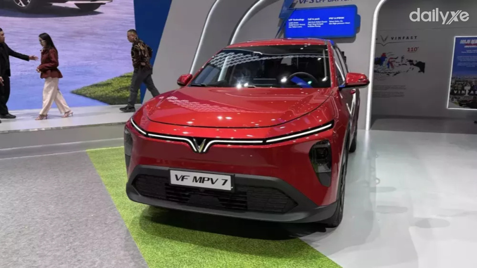 Sạc nhanh 10–70% trong khoảng 30 phút, phù hợp nhu cầu di chuyển hàng ngày