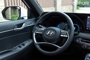 Vô lăng ô tô bị nặng, trả lái chậm: Nguyên nhân và cách khắc phục