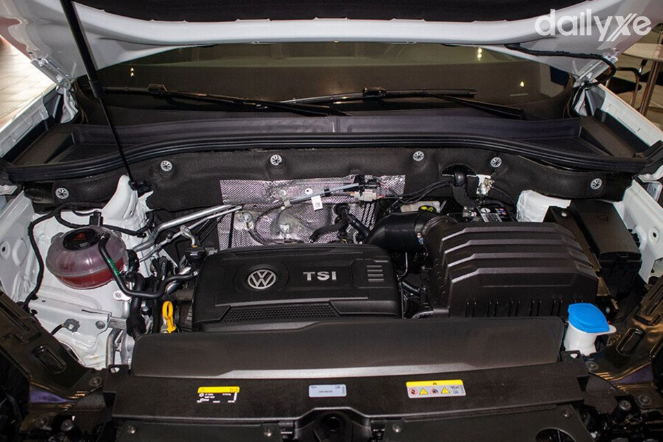 Volkswagen Teramont động cơ 2.0L vận hành mạnh mẽ