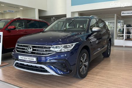 Volkswagen Tiguan Platinum (Máy xăng)