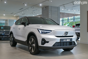 Volvo EC40 Ultra (Máy điện)