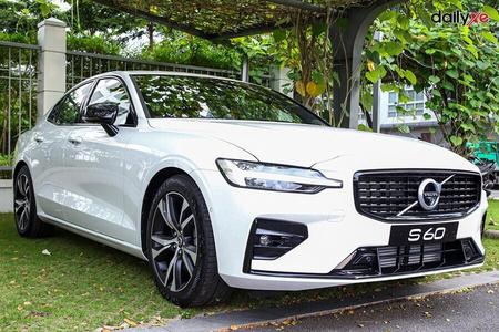 Volvo S60 R-Design (Máy xăng) Volvo S60 R-Design (Máy xăng)