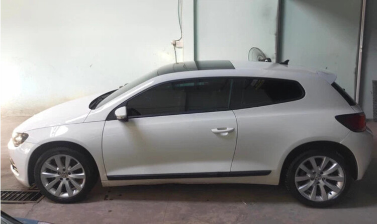 Ngay khi được đưa đi bảo dưỡng, chủ nhân của chiếc Volkswagen Scirocco đã bán cho Volkswagen Scirocco