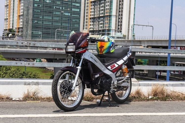 xe-2-thi-yamaha-zr120-hang-hiem-tai-viet-nam-huyen-thoai-mot-thoi-co-gia-ban-150-trieu-dong