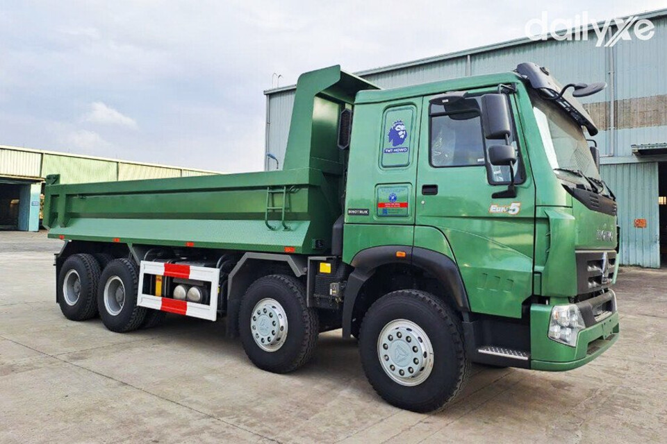 Xe Tải Ben Howo sử dụng loại sơn tĩnh điện cao cấp