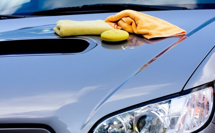 Các vết xước nhẹ trên ô tô có thể xử lý tại nhà