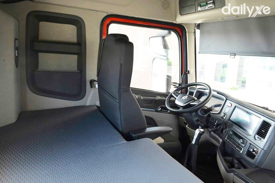 Không gian bên trong Cabin rộng rãi và thoáng mát