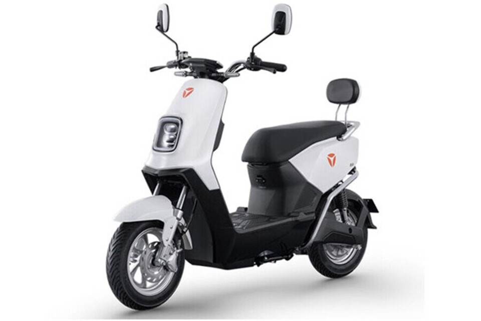 Sự thật xe máy điện chở được bao nhiêu kg ?