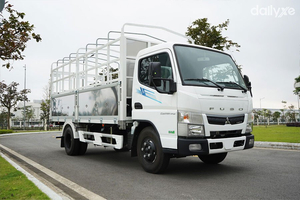 Xe Tải Fuso Canter TF4.9 1.9 Tấn Thùng Mui Bạt