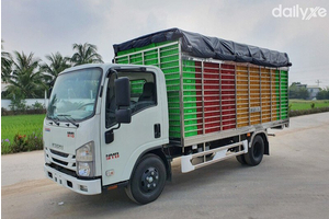 Xe Tải Isuzu NMR85HE4 2.9 Tấn Chở Gia Cầm Xe Tải Isuzu NMR85HE4 2.9 Tấn Chở Gia Cầm
