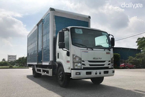 Xe Tải Isuzu NQR75ME4 5 Tấn Chở Pallet Chứa Cấu Kiện Điện Tử Xe Tải Isuzu NQR75ME4 5 Tấn Chở Pallet Chứa Cấu Kiện Điện Tử
