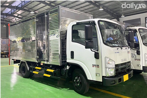 Xe Tải Isuzu QMR77HE4A 2 Tấn Thùng Kín Xe Tải Isuzu QMR77HE4A 2 Tấn Thùng Kín