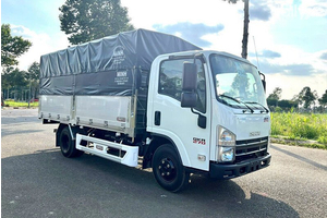 Xe Tải Isuzu QMR77HE4 2.3 Tấn Thùng Bạt Gắn Bửng Nâng Xe Tải Isuzu QMR77HE4 2.3 Tấn Thùng Bạt Gắn Bửng Nâng