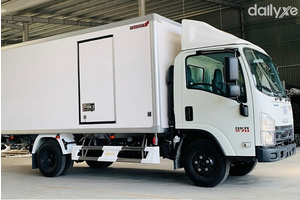 Xe Đông Lạnh Isuzu QMR77HE4 2.5 Tấn Xe Đông Lạnh Isuzu QMR77HE4 2.5 Tấn