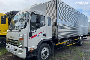 Xe Tải Jac N800S 8 Tấn Thùng Kín