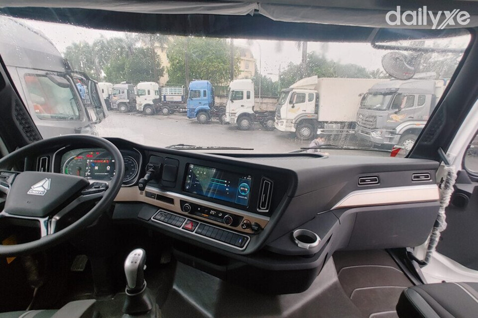 Khu vực điều khiển trung tâm bố trí khoa học