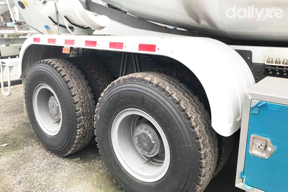 Lốp hoạt động bền bỉ và vững chắc