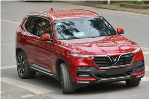 Xe VinFast Lux giảm giá gần 300 triệu đồng