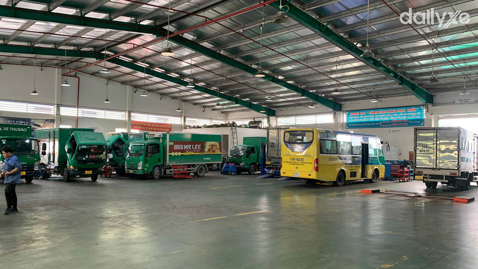 Xưởng dịch vụ tại Isuzu Vân Nam