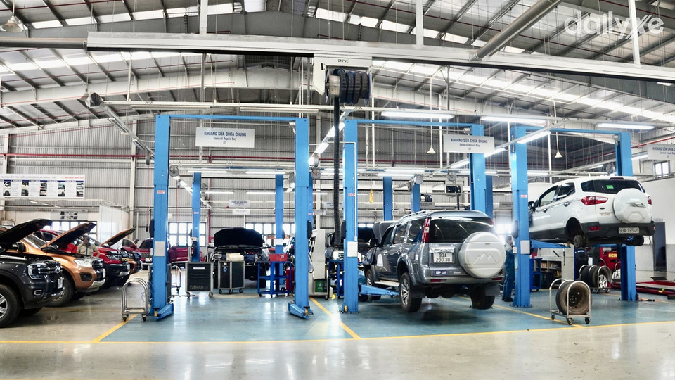 Xưởng dịch vụ của showroom Bình Phước Ford