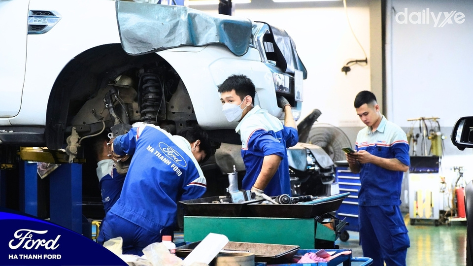 Xưởng dịch vụ của đại lý Hà Thành Ford