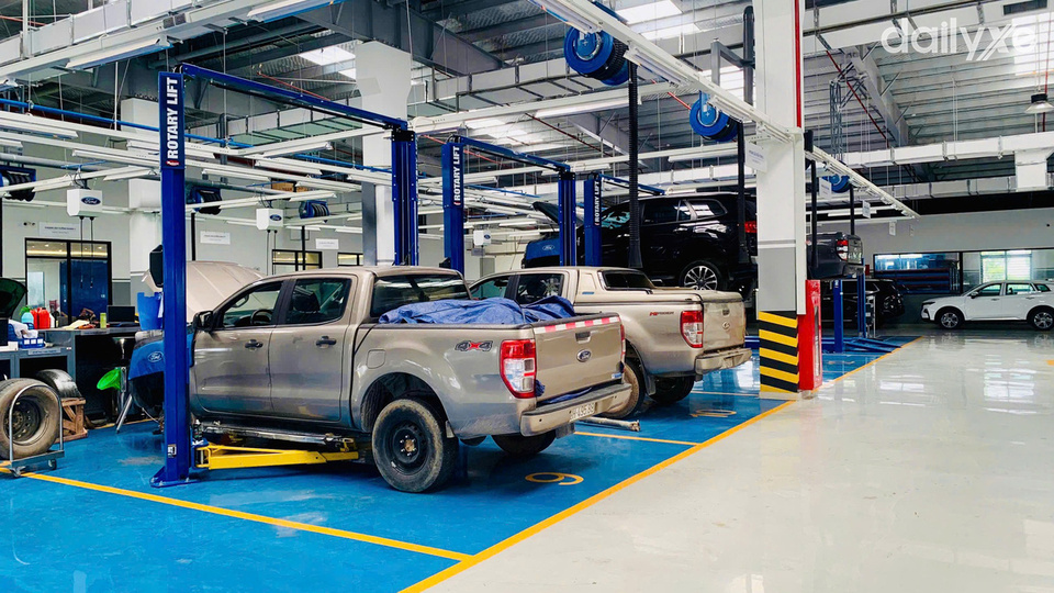 Xưởng dịch vụ của đại lý Ford Miền Trung