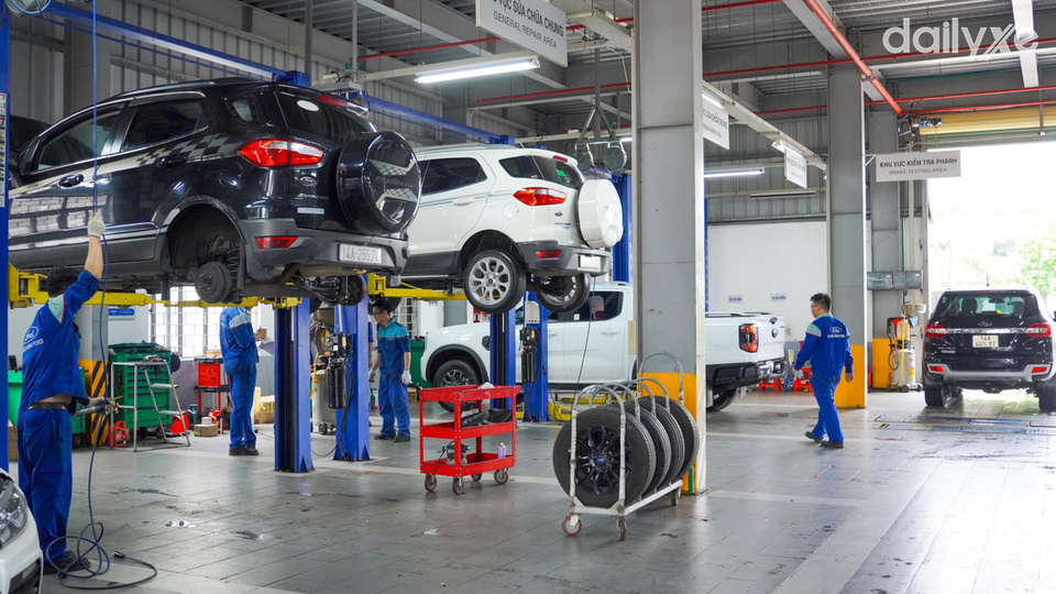 Xưởng dịch vụ của đại lý Ford Quảng Ninh