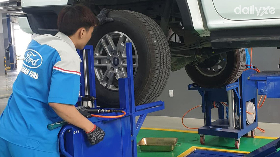 Xưởng dịch vụ của đại lý Ford Tân Thuận