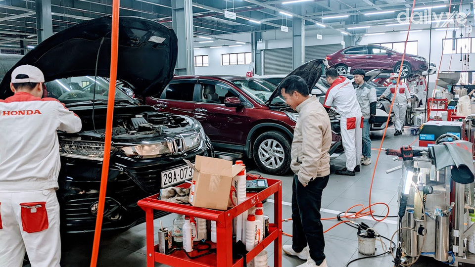 Xưởng dịch vụ tại Honda Ôtô An Khánh