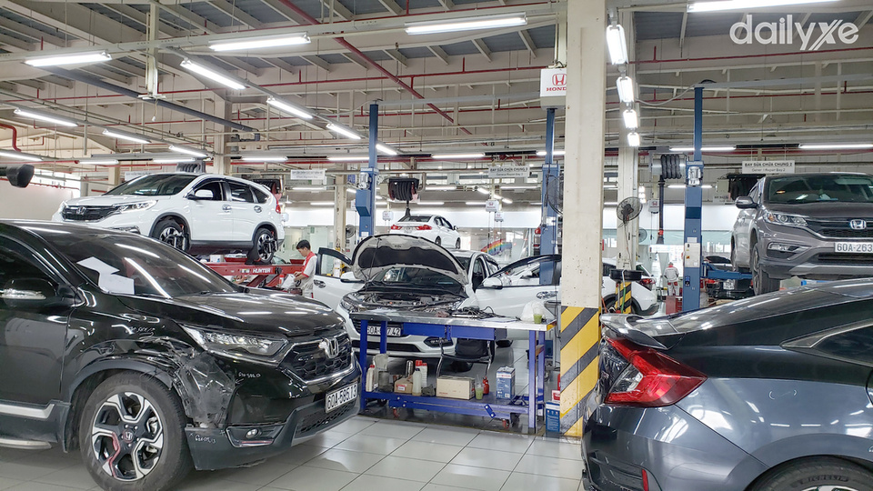 Xưởng dịch vụ của showroom Honda Ôtô Biên Hòa