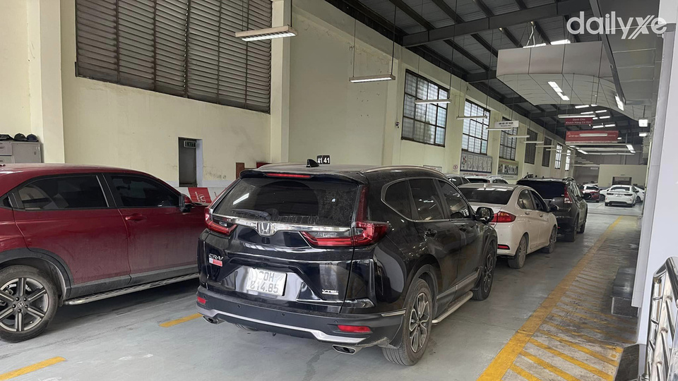 Khu vực sửa chữa tại Honda Ôtô Giải Phóng