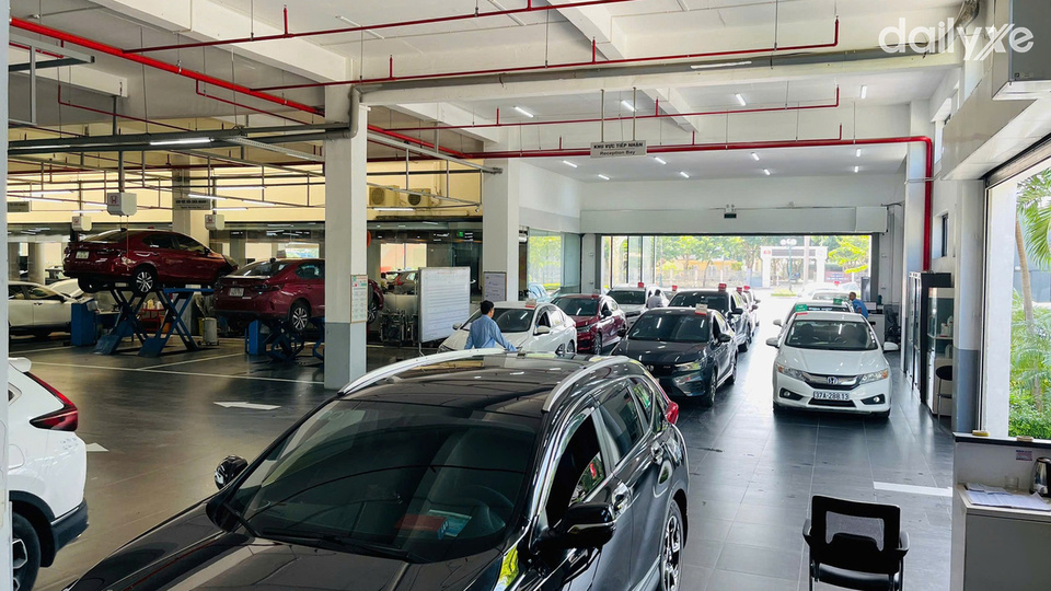Xưởng dịch vụ của đại lý Honda Ôtô Vinh